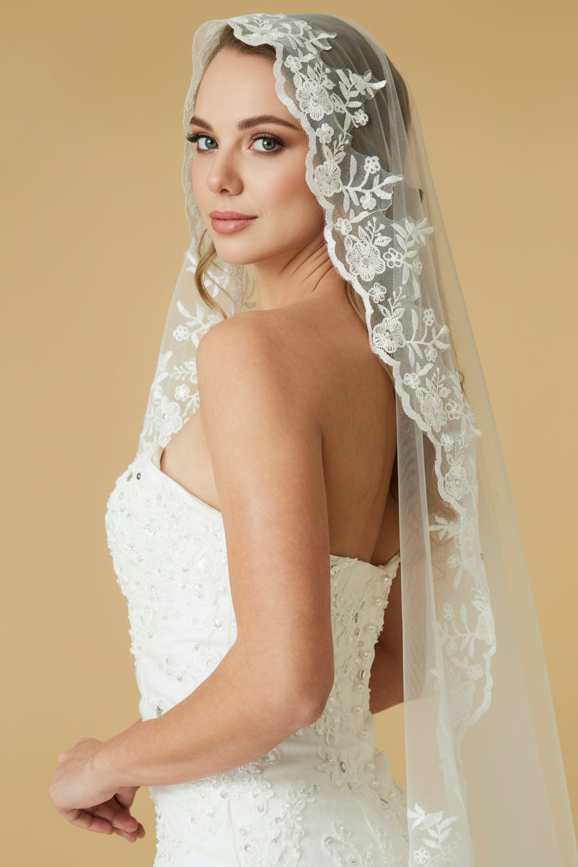Eudie Fingertip Wedding Veil