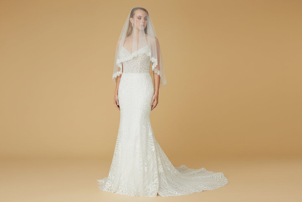 Evelyn Fingertip Bridal Veil with Subtle Shimmer