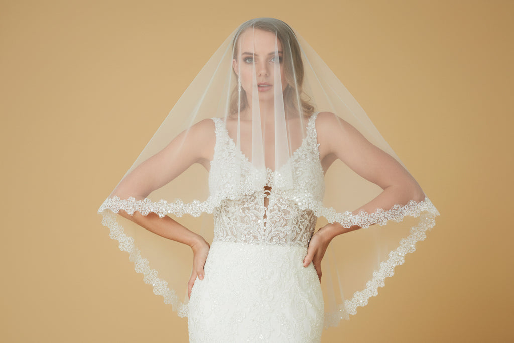 Evelyn Fingertip Bridal Veil with Subtle Shimmer