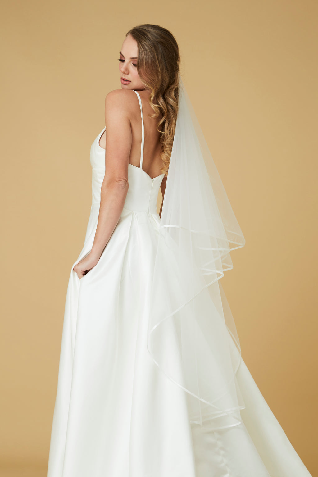 Frida Waltz Wedding Veil – Soft Tulle Bridal Veil