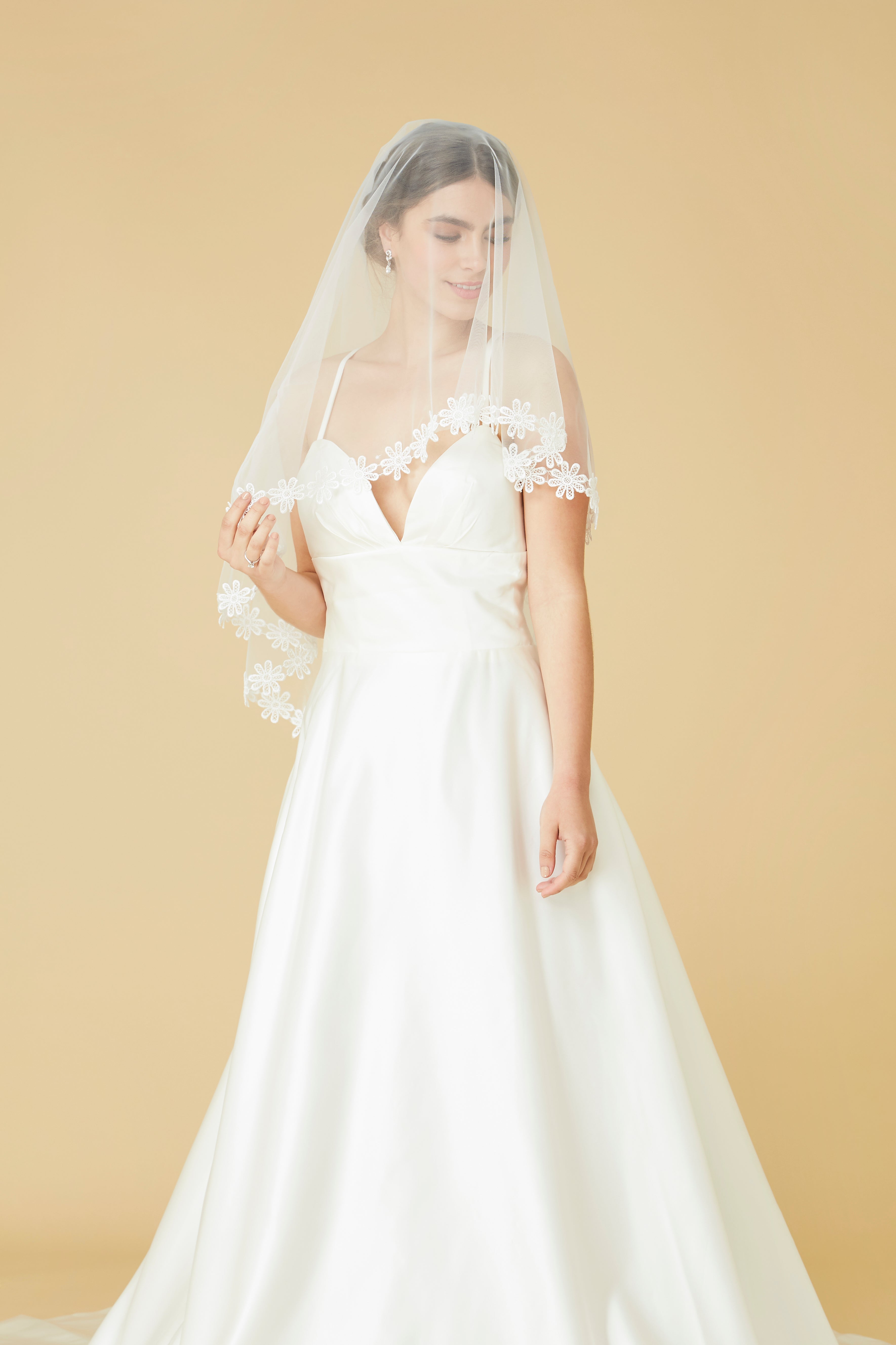 Begonia Fingertip Wedding Veil