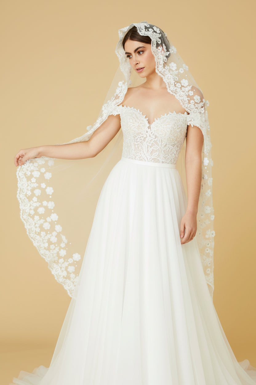 Laverna Waltz Wedding Veil